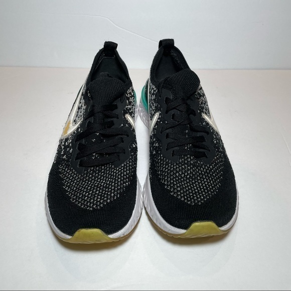 Nike Epic React Flyknit 2‎ GS - Bleached Coral - GS S: 7Y/W 8.5 No Box/Pre-owned - Picture 3 of 8
